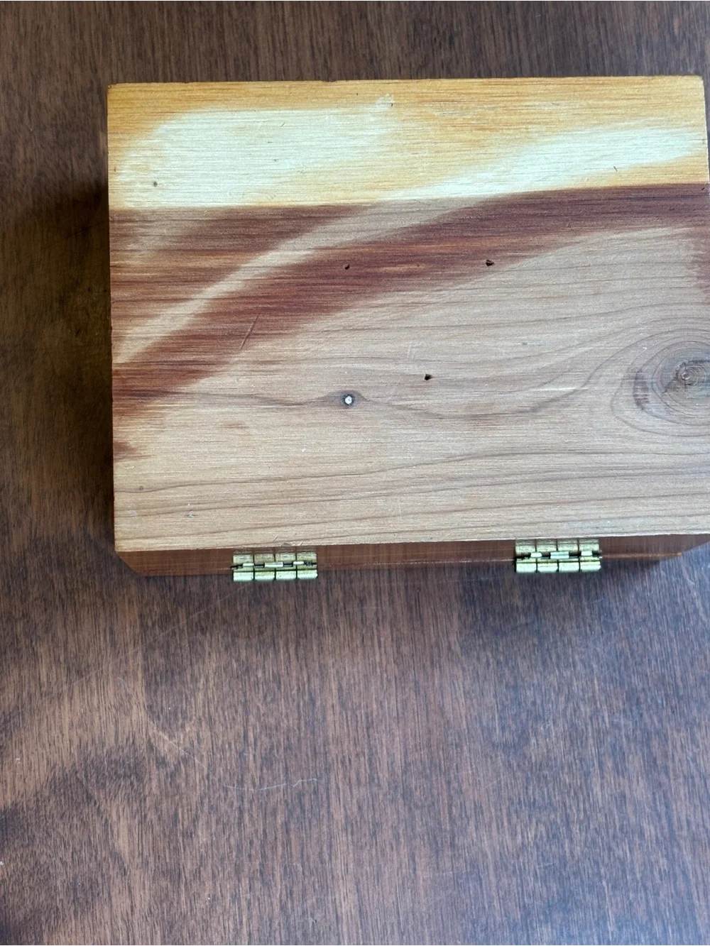 Cedar box with beautiful hummingbird Floral metallic top
